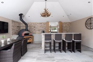 Photo 32- click for photo gallery